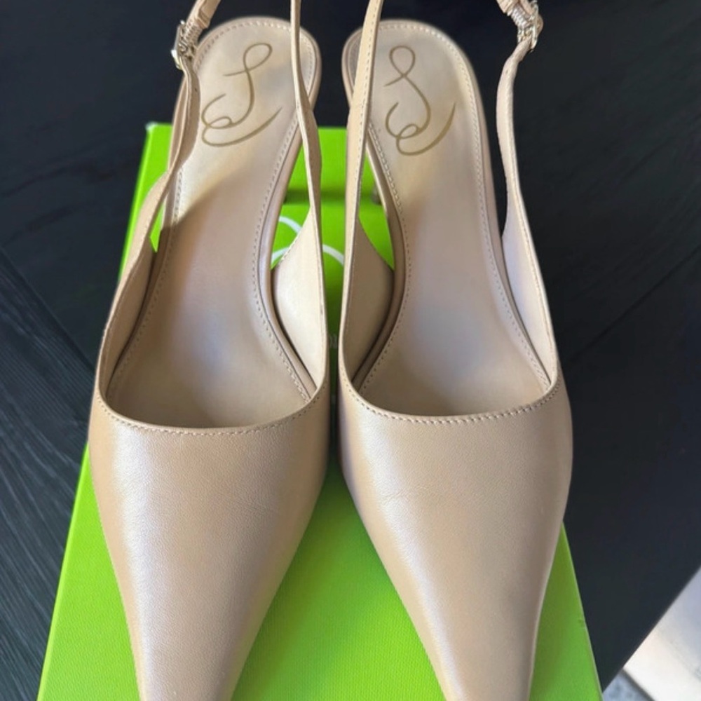 Sam Edelman Pointed Toe Slingback Pumps in Nude